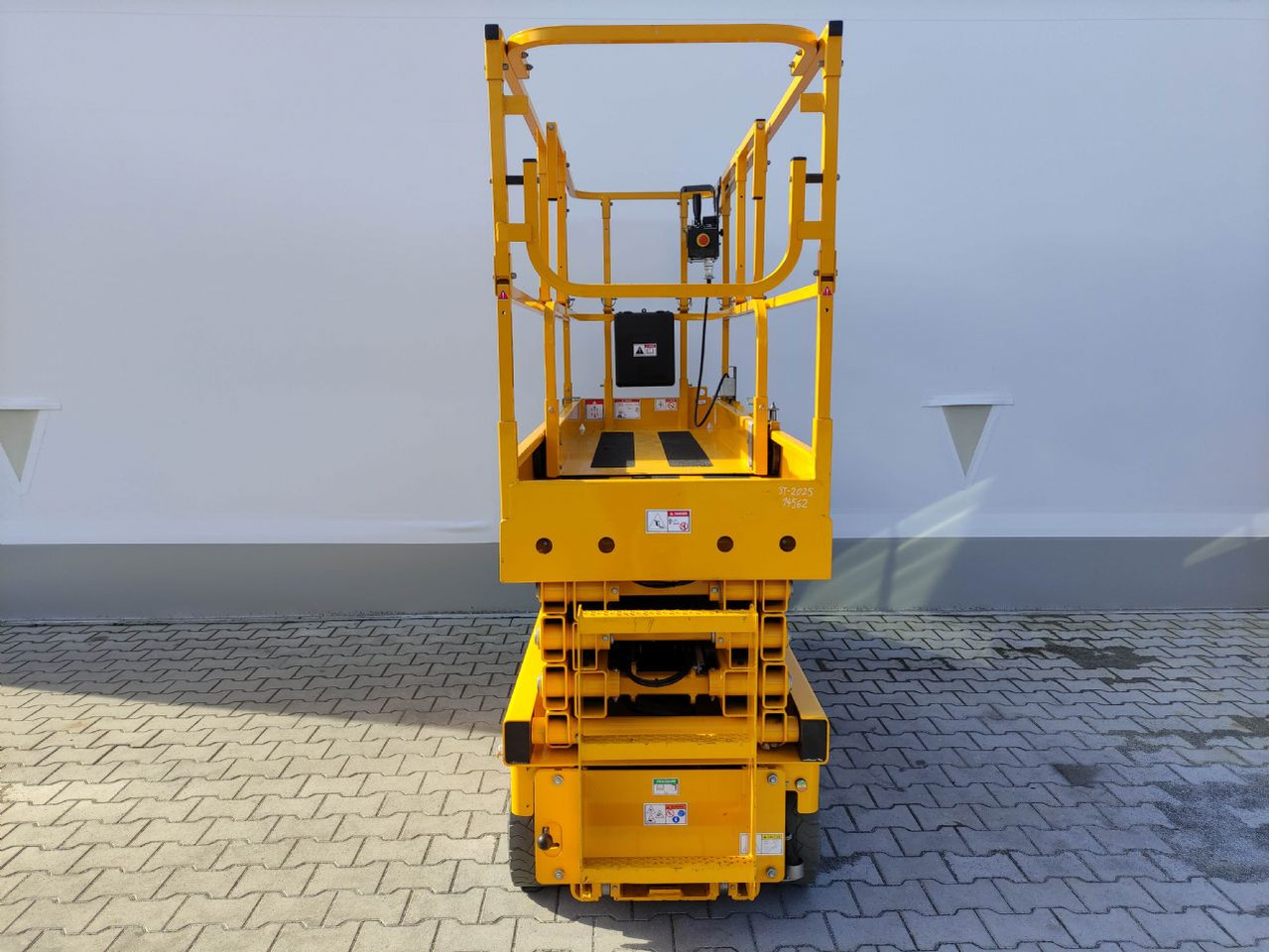Haulotte Compact 10N - Sakselift: billede 4 Haulotte Compact 10N - Sakselift: billede 4