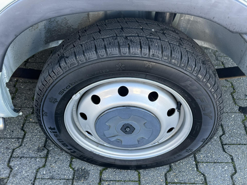 Renault Master-T28 2.5dCi L1H1 Dubbele cabine Trekhaak APK 05-2025 Loopt goed! - Mandskabsbil: billede 4 Renault Master-T28 2.5dCi L1H1 Dubbele cabine Trekhaak APK 05-2025 Loopt goed! - Mandskabsbil: billede 4