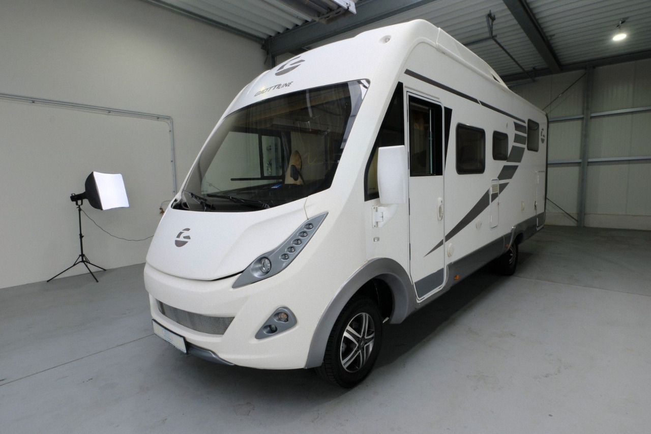 GiottiLine G-Line 938/Queensbett+Hubbett/Solar/Klima/TOP - Helintegreret autocamper: billede 5 GiottiLine G-Line 938/Queensbett+Hubbett/Solar/Klima/TOP - Helintegreret autocamper: billede 5
