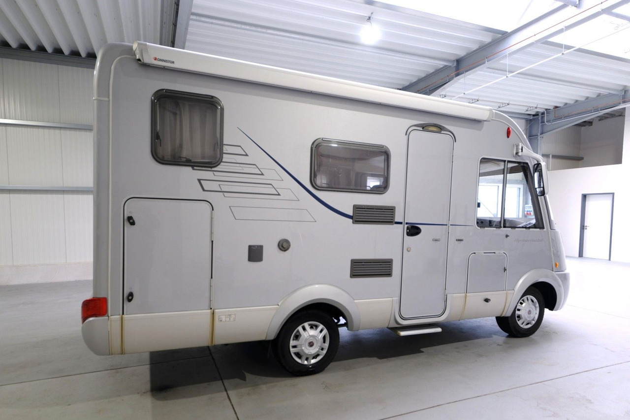 HYMER / ERIBA / HYMERCAR B 504 CL / Hubbett / Festbett / Garage - Helintegreret autocamper: billede 5 HYMER / ERIBA / HYMERCAR B 504 CL / Hubbett / Festbett / Garage - Helintegreret autocamper: billede 5