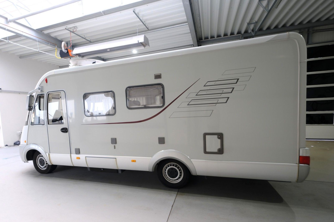 HYMER / ERIBA / HYMERCAR B 655 SL/Festbett+Hubbett/Solar/Klima/TOP - Helintegreret autocamper: billede 3 HYMER / ERIBA / HYMERCAR B 655 SL/Festbett+Hubbett/Solar/Klima/TOP - Helintegreret autocamper: billede 3