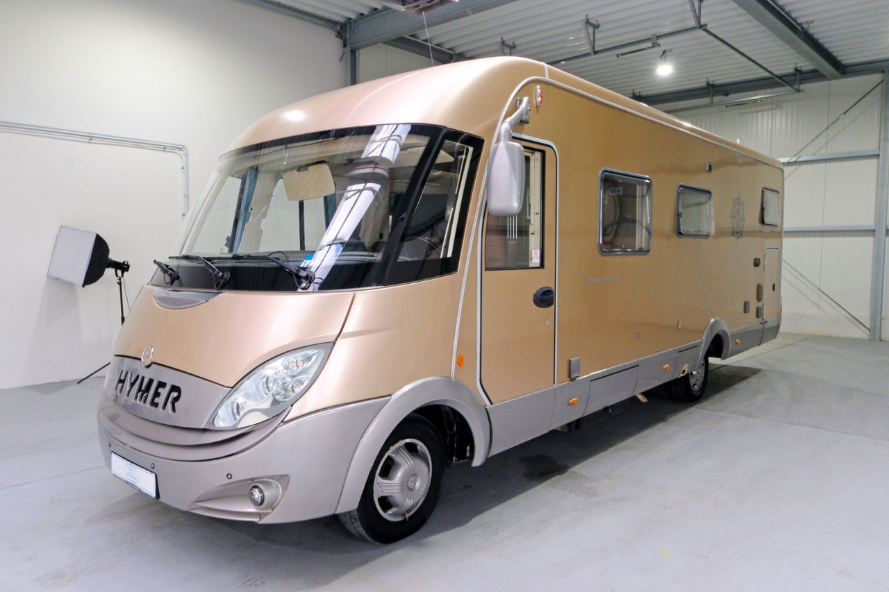 HYMER / ERIBA / HYMERCAR S 800/Automatik/Festbett+Hubbett/Klima/Solar/AHK HYMER / ERIBA / HYMERCAR S 800/Automatik/Festbett+Hubbett/Klima/Solar/AHK - Helintegreret autocamper: billede 4 HYMER / ERIBA / HYMERCAR S 800/Automatik/Festbett+Hubbett/Klima/Solar/AHK HYMER / ERIBA / HYMERCAR S 800/Automatik/Festbett+Hubbett/Klima/Solar/AHK - Helintegreret autocamper: billede 4