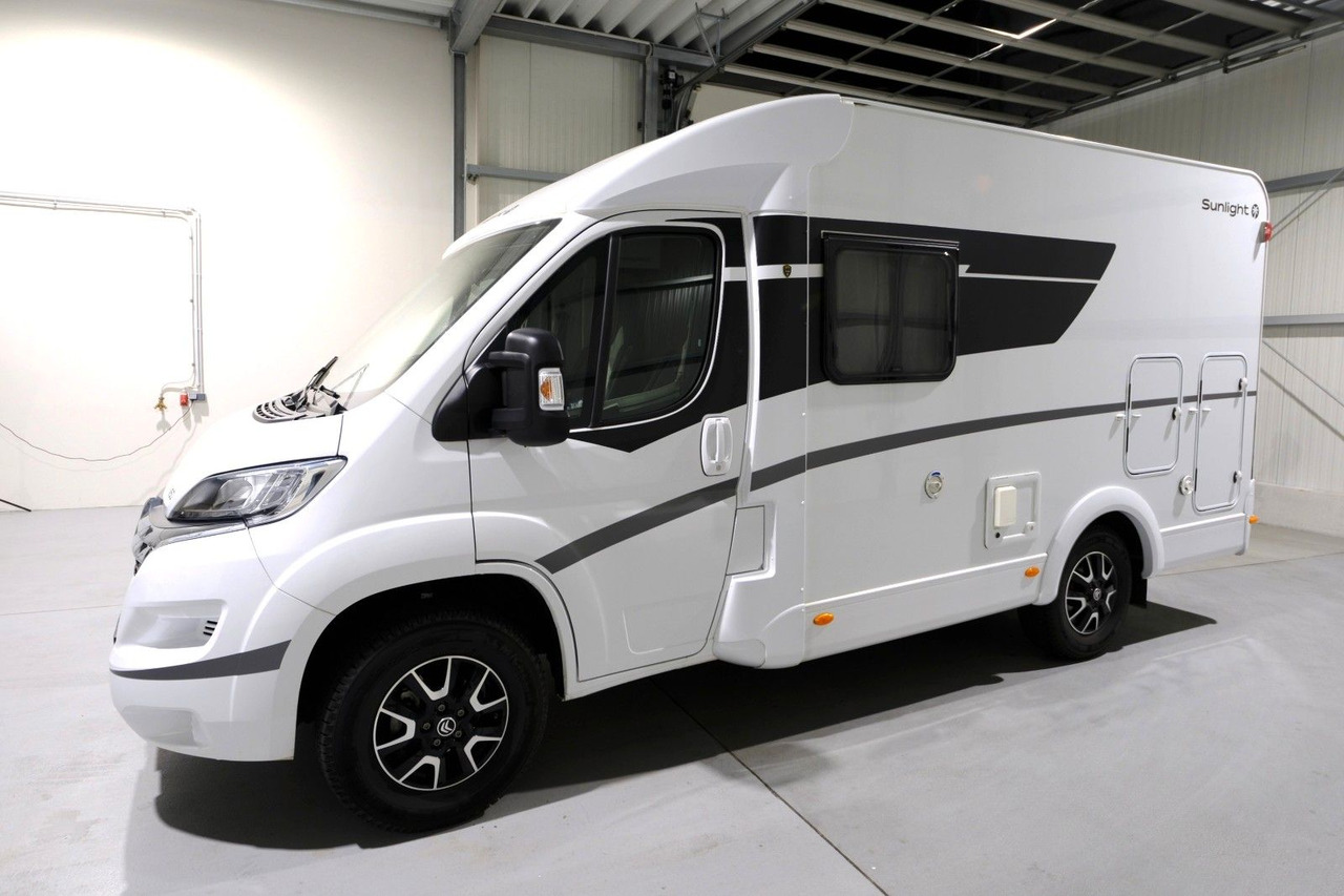 Sunlight V 60 Adventure Edition/Festbett/Garage/Klima/TOP - Delintegreret autocamper: billede 3 Sunlight V 60 Adventure Edition/Festbett/Garage/Klima/TOP - Delintegreret autocamper: billede 3