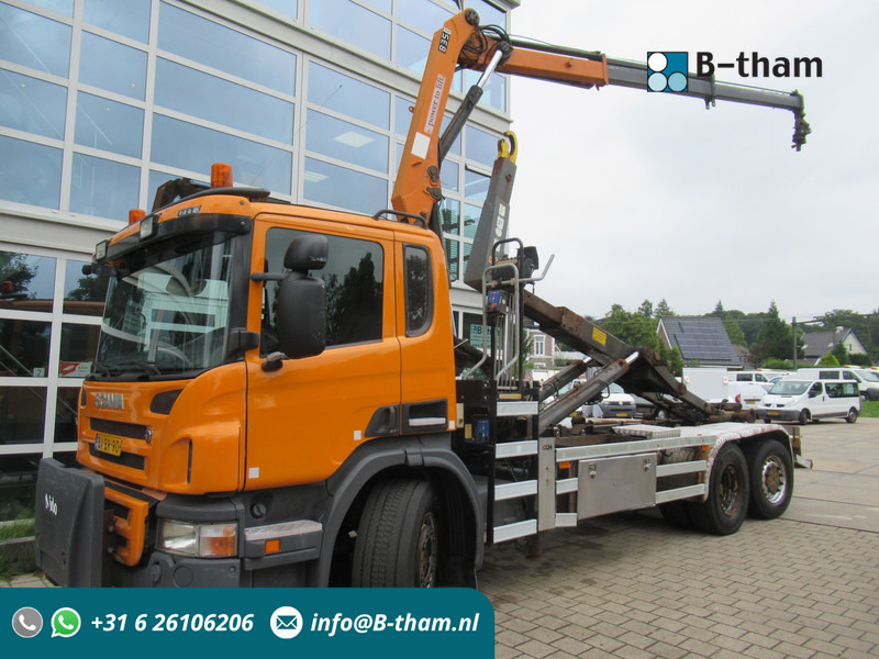 Scania P 320 B 6x2*4 + HMF 835 + HYVA Haakarm - Lastbil kroghejs, Lastbil med kran: billede 1 Scania P 320 B 6x2*4 + HMF 835 + HYVA Haakarm - Lastbil kroghejs, Lastbil med kran: billede 1