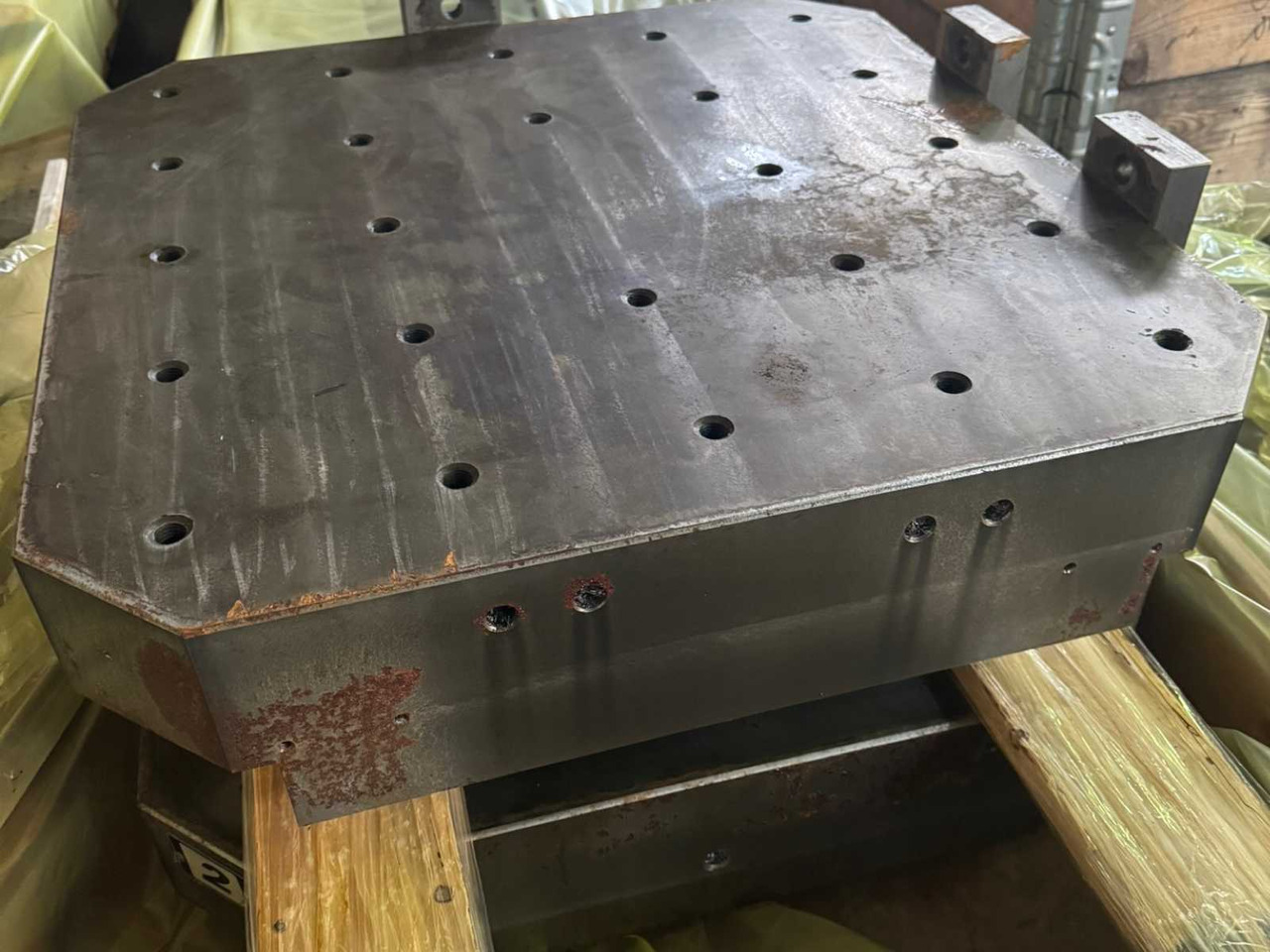 Pallets Doosan ACE -HM630 | 5pcs - Værktøj/ Udstyr: billede 1 Pallets Doosan ACE -HM630 | 5pcs - Værktøj/ Udstyr: billede 1