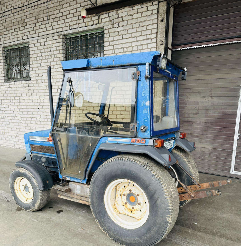 Iseki 530 - Traktor: billede 3 Iseki 530 - Traktor: billede 3