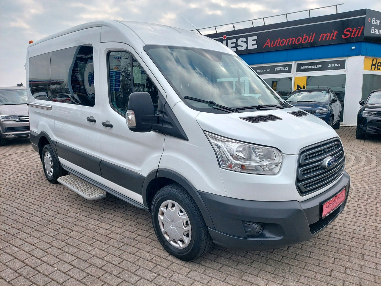 Ford Transit Kombi 330 L2 Trend 9 Sitze Klima Sitzhei - Persontransport: billede 4 Ford Transit Kombi 330 L2 Trend 9 Sitze Klima Sitzhei - Persontransport: billede 4