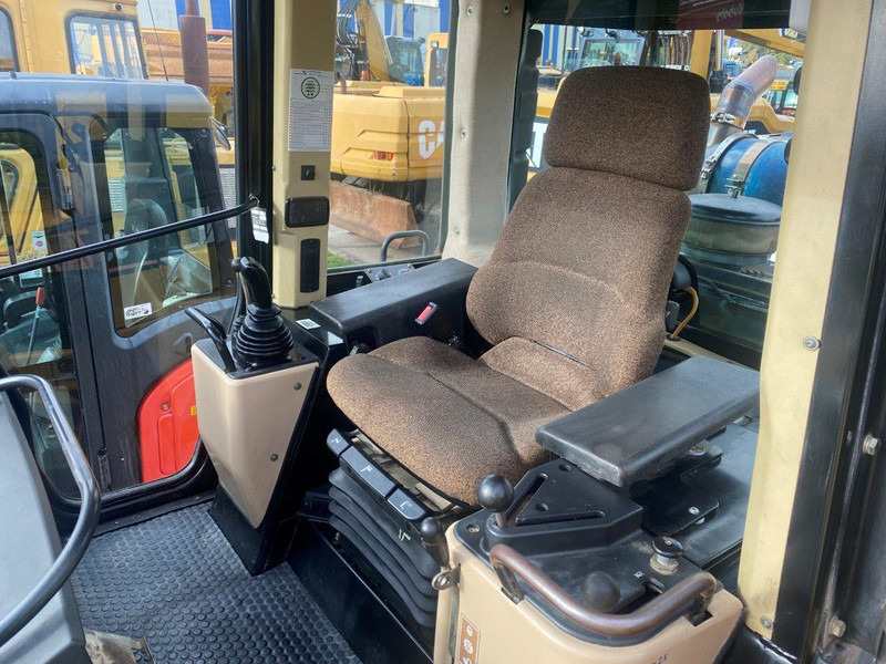 Caterpillar 953C NVT - Larvebåndslæsser: billede 4 Caterpillar 953C NVT - Larvebåndslæsser: billede 4