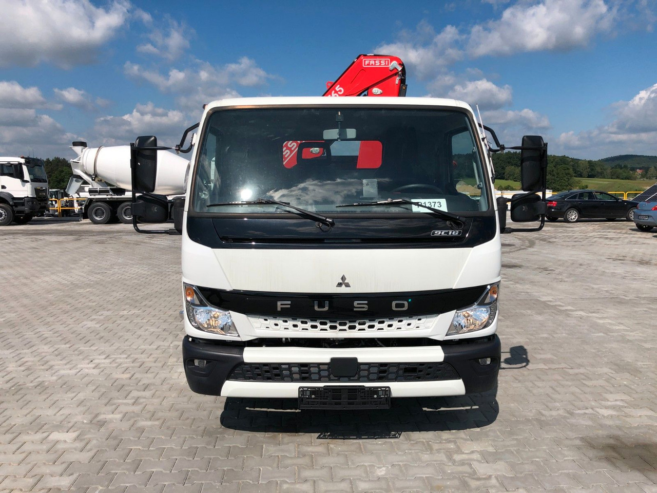 FUSO CANTER 9C18 mit FASSI F65B - Tipvogn lastbil, Lastbil med kran: billede 2 FUSO CANTER 9C18 mit FASSI F65B - Tipvogn lastbil, Lastbil med kran: billede 2