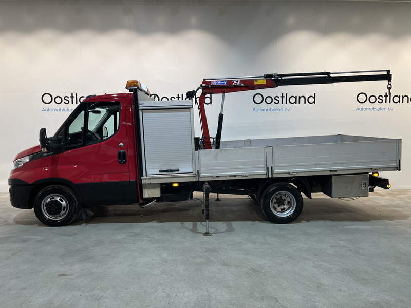 Iveco Daily 35C16 Open Laadbak / HMF Kraan / Euro 6 / Compressor / Trekhaak 3500 KG / Airco / Cruise Control / 3-Zits / 69.100 KM !! / BPM VRIJ !! - Ladbil: billede 2 Iveco Daily 35C16 Open Laadbak / HMF Kraan / Euro 6 / Compressor / Trekhaak 3500 KG / Airco / Cruise Control / 3-Zits / 69.100 KM !! / BPM VRIJ !! - Ladbil: billede 2