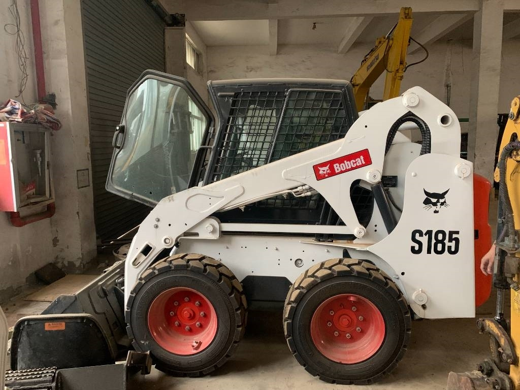 Bobcat S 185 - Skridstyret minilæsser: billede 1 Bobcat S 185 - Skridstyret minilæsser: billede 1
