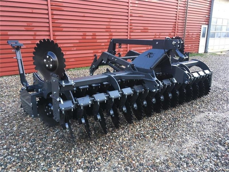 J-Maskiner IT-4000 med hydraulisk lift - Tallerkenharve: billede 3 J-Maskiner IT-4000 med hydraulisk lift - Tallerkenharve: billede 3