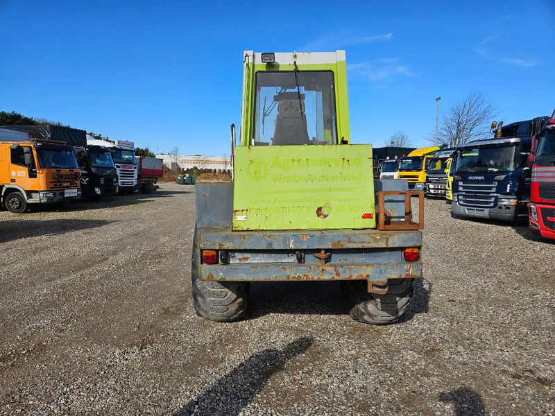 O & K L 15 + Bucket + Quickshift - Gummihjulslæsser: billede 4 O & K L 15 + Bucket + Quickshift - Gummihjulslæsser: billede 4