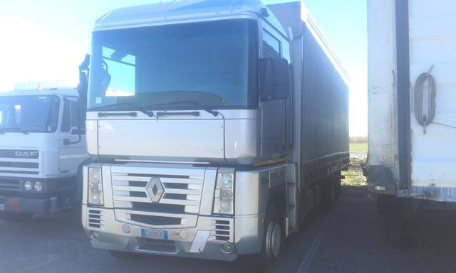 Renault MAGNUM 480 - Lastbil med presenning: billede 2 Renault MAGNUM 480 - Lastbil med presenning: billede 2