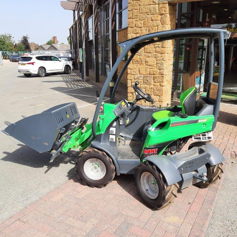 Avant 220 mini loader - Minilæsser: billede 4 Avant 220 mini loader - Minilæsser: billede 4