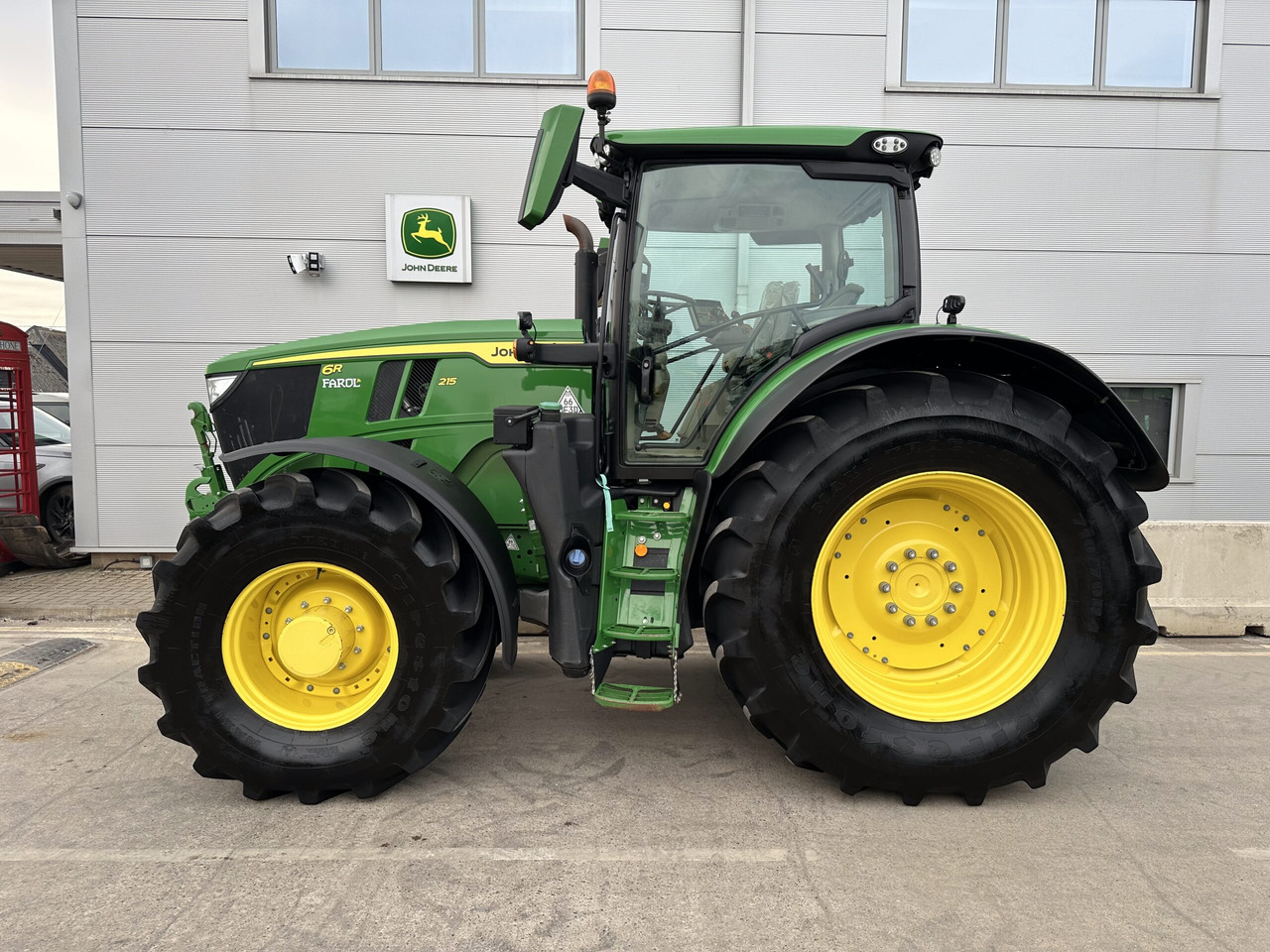 John Deere 6R 215 - Traktor: billede 2 John Deere 6R 215 - Traktor: billede 2