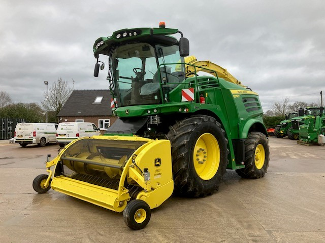 John Deere 8500i - Grønthøster: billede 1 John Deere 8500i - Grønthøster: billede 1