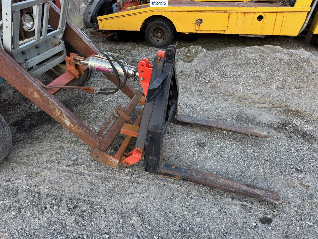 1981 Ford 4600 w/front loader, bucket and pallet fork. - Traktor: billede 4 1981 Ford 4600 w/front loader, bucket and pallet fork. - Traktor: billede 4