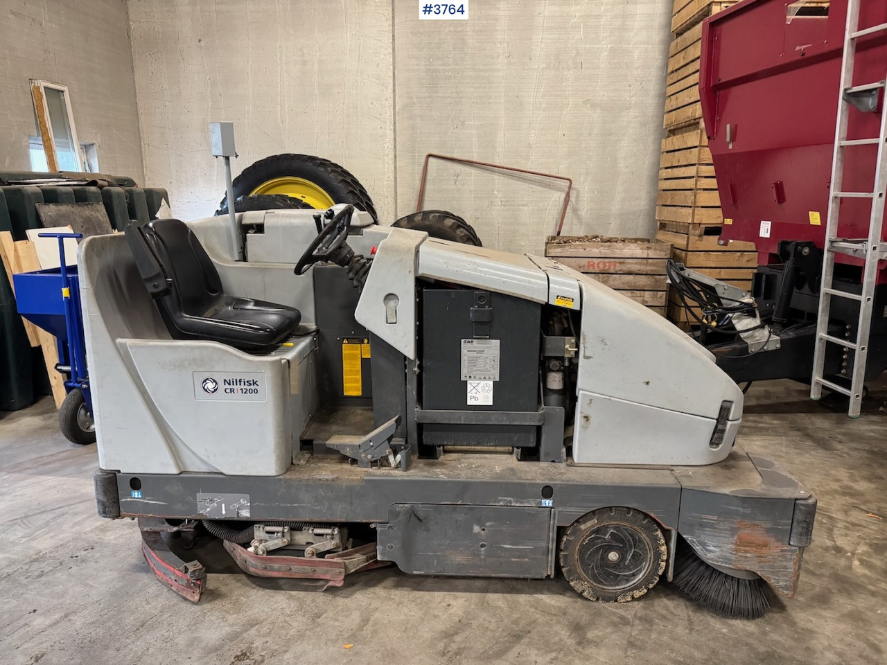 2012 Nilfisk CR 1200 broom and sweeper - Industriel fejemaskine: billede 3 2012 Nilfisk CR 1200 broom and sweeper - Industriel fejemaskine: billede 3