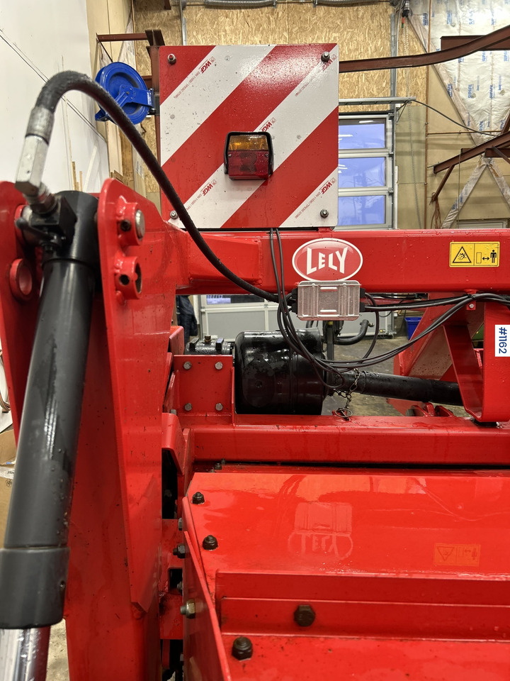Lely 320 PC Mower - Udstyr til hø: billede 4 Lely 320 PC Mower - Udstyr til hø: billede 4