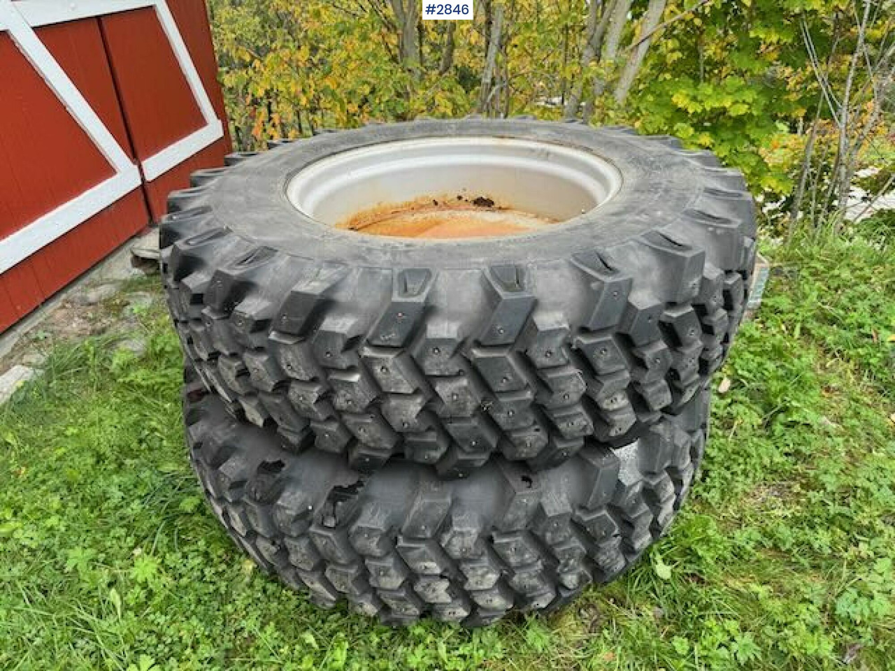 Winter tires from Massey Ferguson 18.4R34 & 360/80R24 - Komplet hjul for Landbrugsmaskine: billede 1 Winter tires from Massey Ferguson 18.4R34 & 360/80R24 - Komplet hjul for Landbrugsmaskine: billede 1