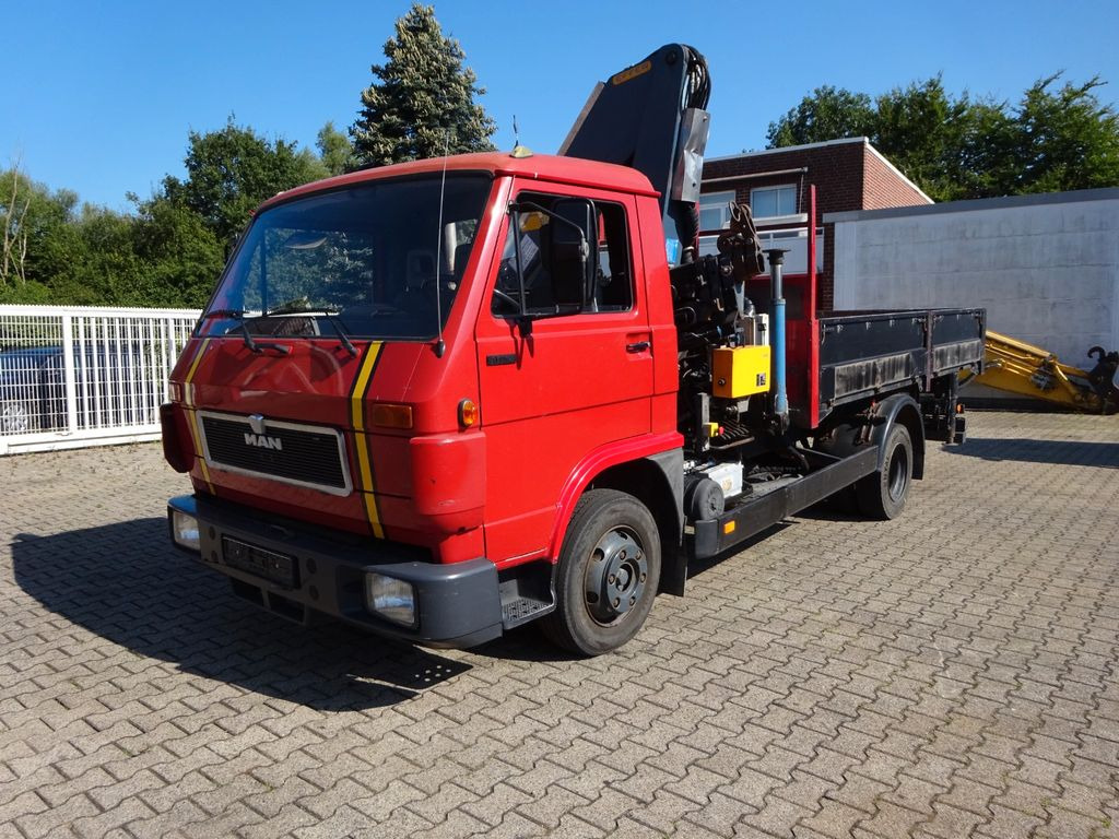 MAN 9.150 Pritsche + Effer 953S Dachdeckerkran 4x2 - Lastbil med kran, Lastbil med lad: billede 1 MAN 9.150 Pritsche + Effer 953S Dachdeckerkran 4x2 - Lastbil med kran, Lastbil med lad: billede 1
