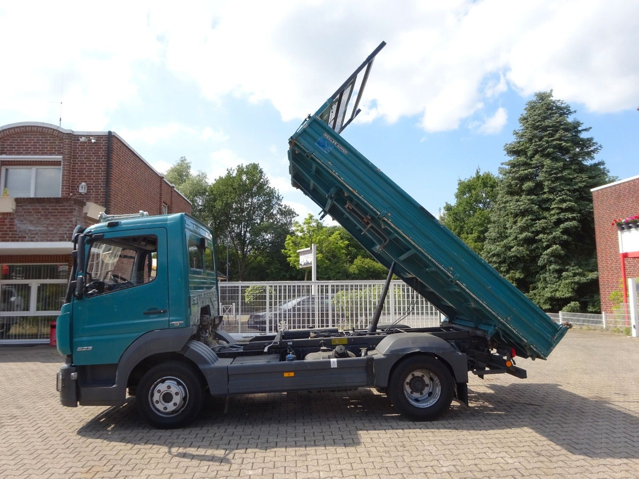 Mercedes-Benz 823 Atego MEILLER 3Skipper 4x2 - Ladbil med tip: billede 5 Mercedes-Benz 823 Atego MEILLER 3Skipper 4x2 - Ladbil med tip: billede 5