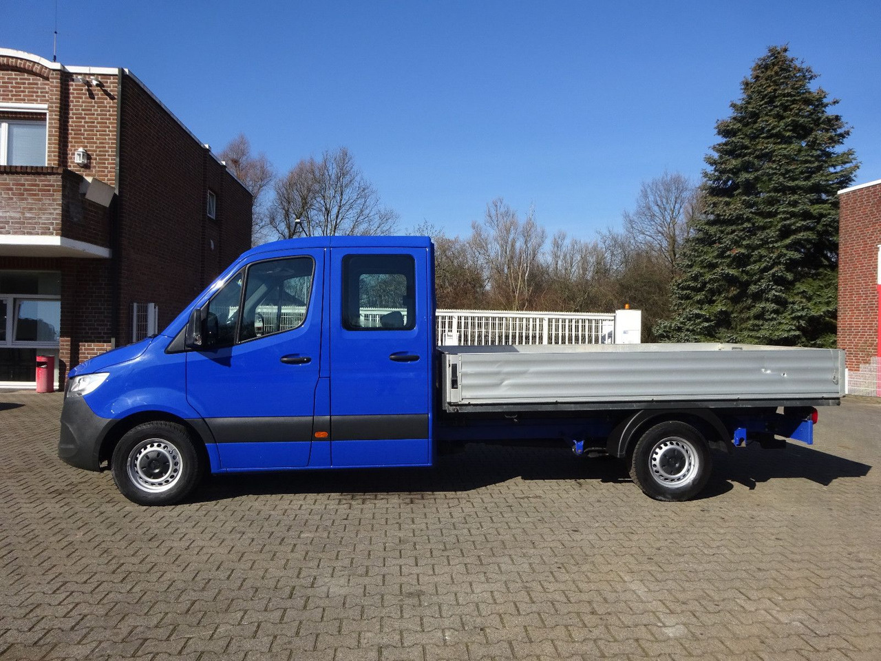 Mercedes-Benz Sprinter 314 CDI Pritsche Doppelkabiene 4x2 - Ladbil, Mandskabsbil: billede 2 Mercedes-Benz Sprinter 314 CDI Pritsche Doppelkabiene 4x2 - Ladbil, Mandskabsbil: billede 2