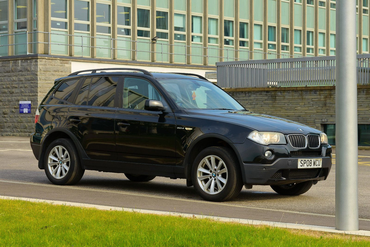 BMW X3 2.0 Diesel 4x4 **RHD** *3 100 € - SUV: billede 1 BMW X3 2.0 Diesel 4x4 **RHD** *3 100 € - SUV: billede 1