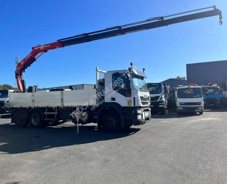 Iveco Stralis 400 - Lastbil med lad, Lastbil med kran: billede 2 Iveco Stralis 400 - Lastbil med lad, Lastbil med kran: billede 2