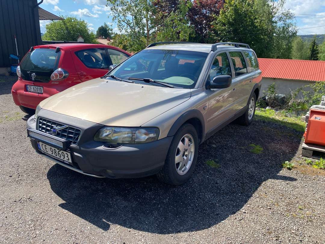 2001 Volvo XC70 EU-GODKJENT (rep.-objekt) - Bil: billede 1 2001 Volvo XC70 EU-GODKJENT (rep.-objekt) - Bil: billede 1