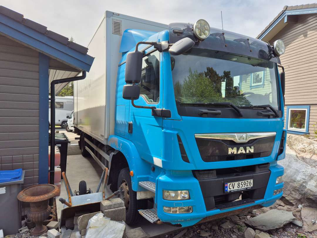 2016 Skapbil MAN TGM15.250 EU-godkjent Euroklasse 6T - Lastbil varevogn: billede 2 2016 Skapbil MAN TGM15.250 EU-godkjent Euroklasse 6T - Lastbil varevogn: billede 2