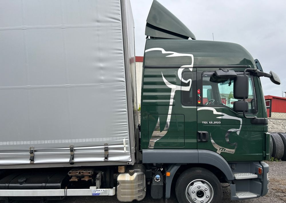 MAN TGL 12.250 GLOB UNIKAT z Niemiec BDF firanka / AUTOMAT HAK / EURO 6 / BDF 7.40 wysoki / MICHELIN 80% - Lastbil med presenning: billede 4 MAN TGL 12.250 GLOB UNIKAT z Niemiec BDF firanka / AUTOMAT HAK / EURO 6 / BDF 7.40 wysoki / MICHELIN 80% - Lastbil med presenning: billede 4