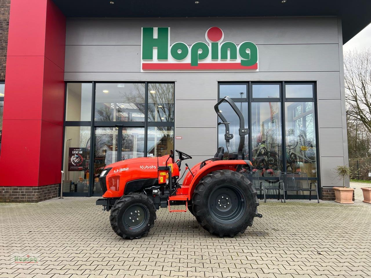 Kubota L1-382 DW - Kommunal traktor: billede 2 Kubota L1-382 DW - Kommunal traktor: billede 2