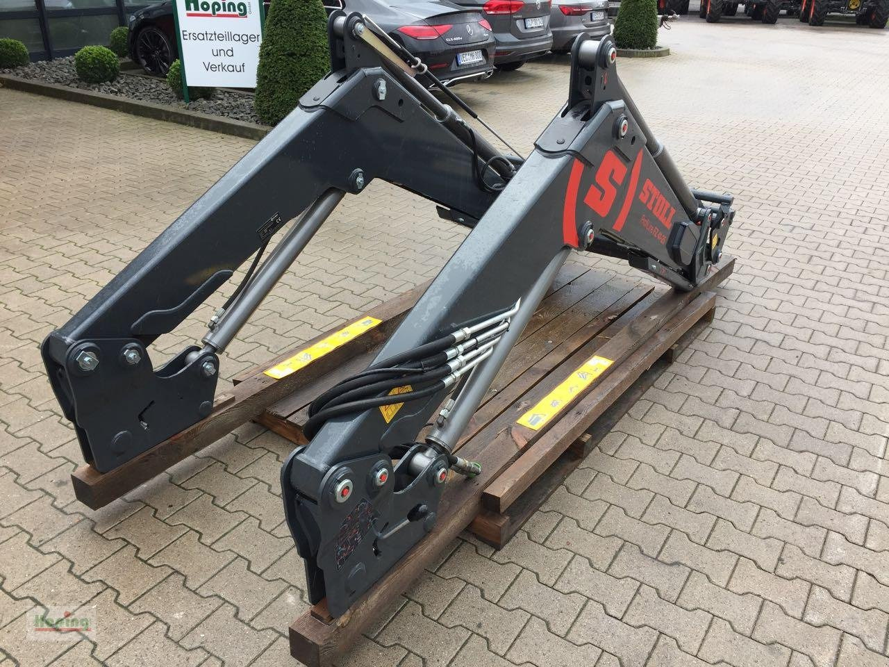 Stoll FZ41-25 - Frontlæsser til traktor: billede 2 Stoll FZ41-25 - Frontlæsser til traktor: billede 2