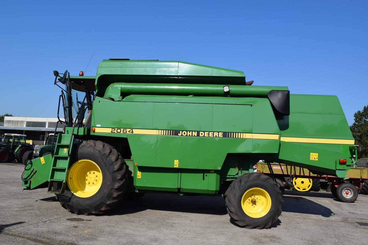 John Deere 2064 - Mejetærsker: billede 1 John Deere 2064 - Mejetærsker: billede 1