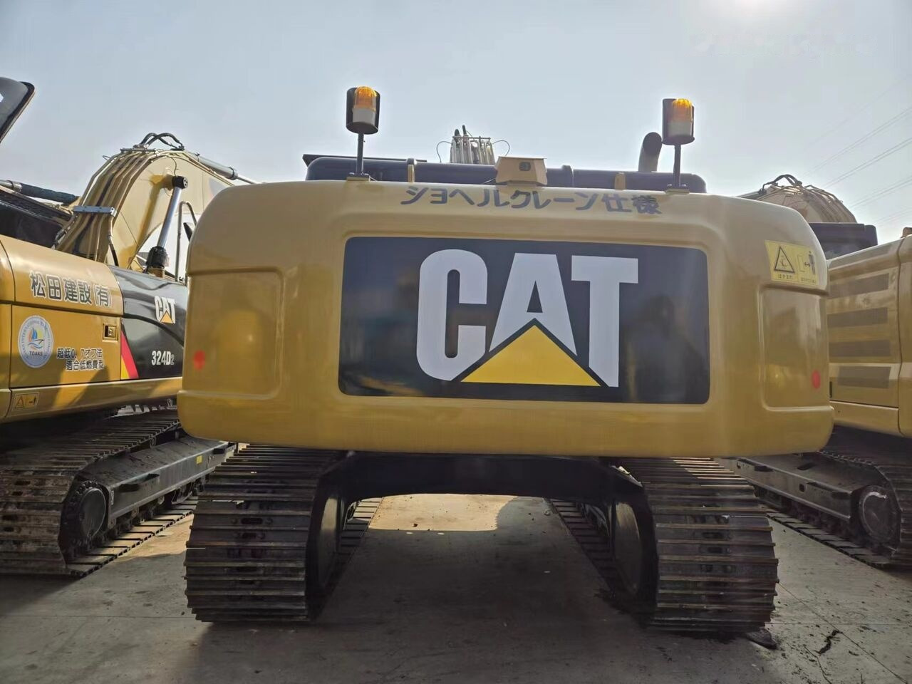 Caterpillar 330D2L - Bæltegravemaskine: billede 1 Caterpillar 330D2L - Bæltegravemaskine: billede 1