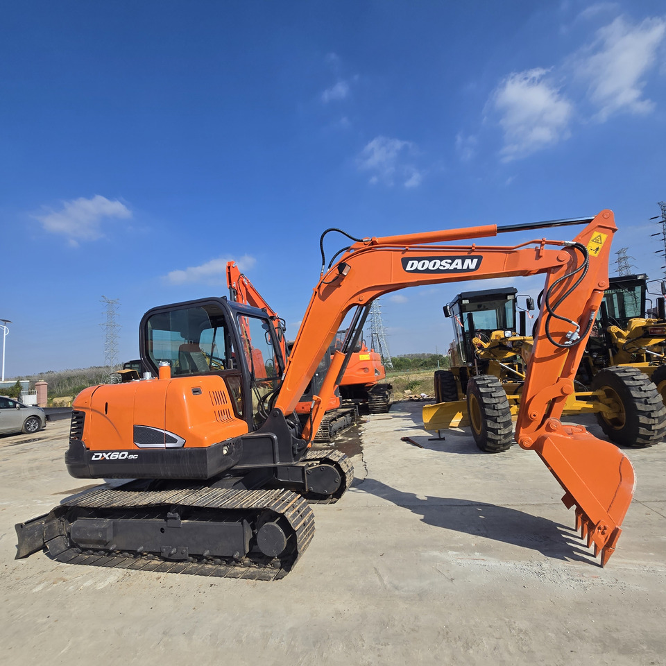 Doosan DX60 - Minigravemaskine: billede 3 Doosan DX60 - Minigravemaskine: billede 3