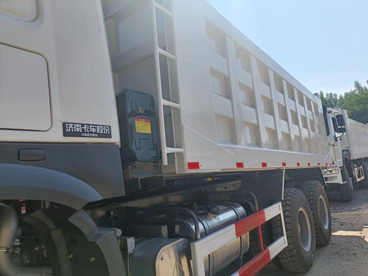 SINOTRUK HOWO - Tipvogn lastbil: billede 4 SINOTRUK HOWO - Tipvogn lastbil: billede 4