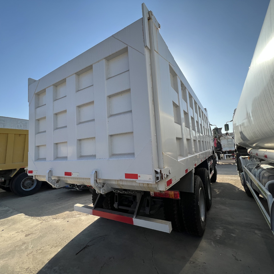 SINOTRUK HOWO - Tipvogn lastbil: billede 2 SINOTRUK HOWO - Tipvogn lastbil: billede 2