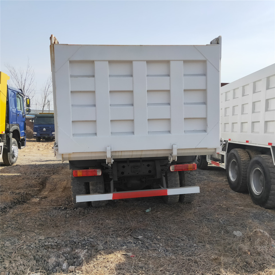 SINOTRUK HOWO - Tipvogn lastbil: billede 2 SINOTRUK HOWO - Tipvogn lastbil: billede 2