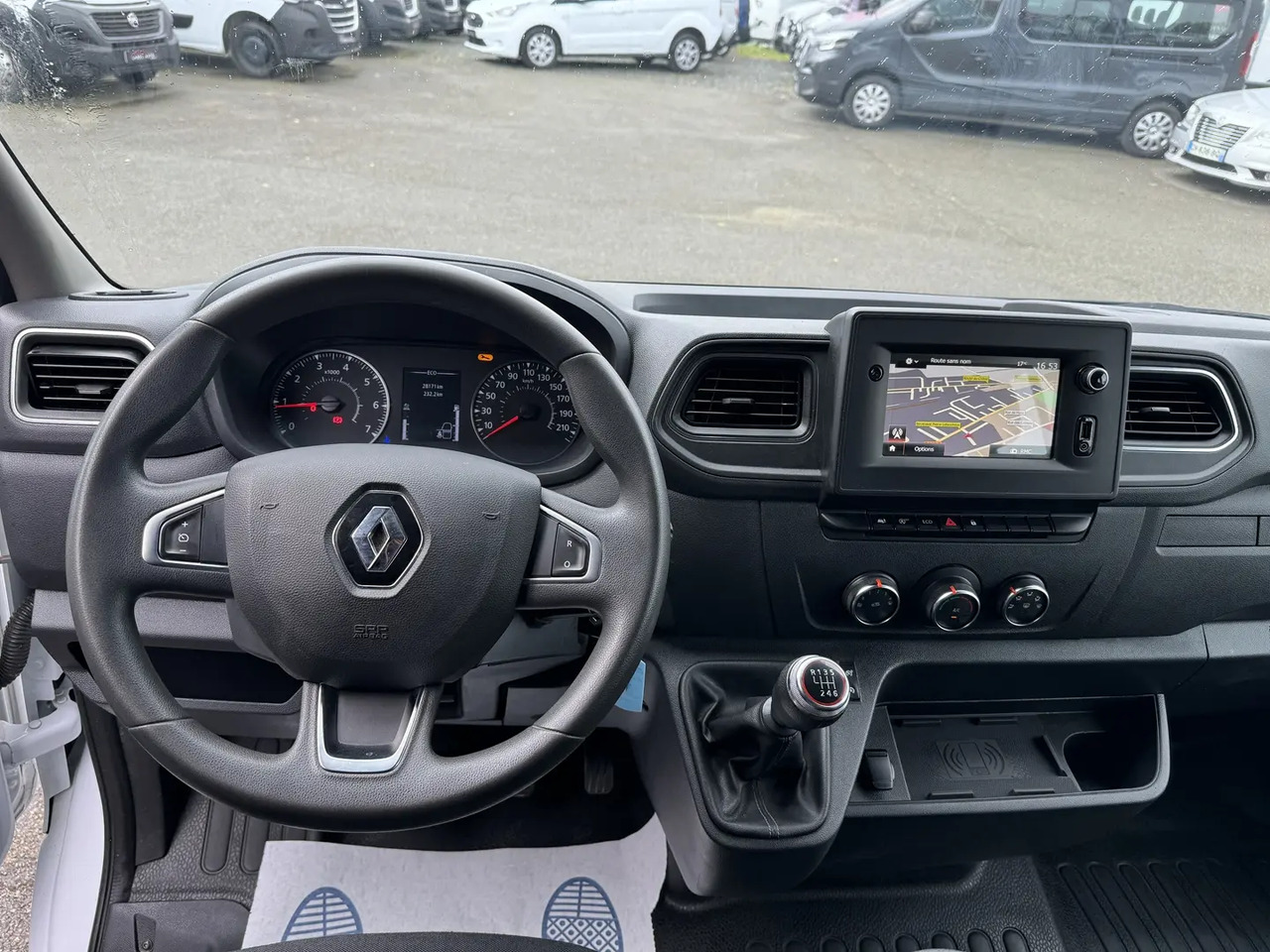 Renault Master RJ3500 L4 2.3 BLUE DCI 130CH DOUBLE CABINE CONFORT EUROVI - Ladbil med tip, Mandskabsbil: billede 3 Renault Master RJ3500 L4 2.3 BLUE DCI 130CH DOUBLE CABINE CONFORT EUROVI - Ladbil med tip, Mandskabsbil: billede 3