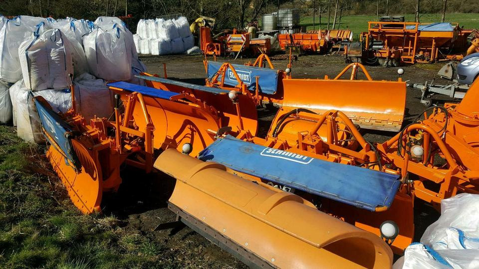 Schneepflug Schmidt Beilhack Winterdienst Schneeschild Unimog Fen - Sneplov: billede 1 Schneepflug Schmidt Beilhack Winterdienst Schneeschild Unimog Fen - Sneplov: billede 1