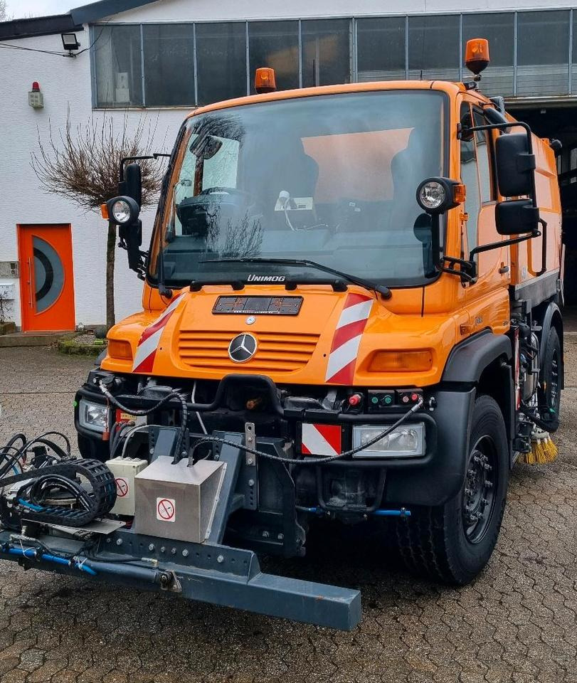 Unimog Kehrmaschine U400 405 Mercedes-Benz Hydrostat Wechsellenkung Variopilot - Fejebil: billede 3 Unimog Kehrmaschine U400 405 Mercedes-Benz Hydrostat Wechsellenkung Variopilot - Fejebil: billede 3