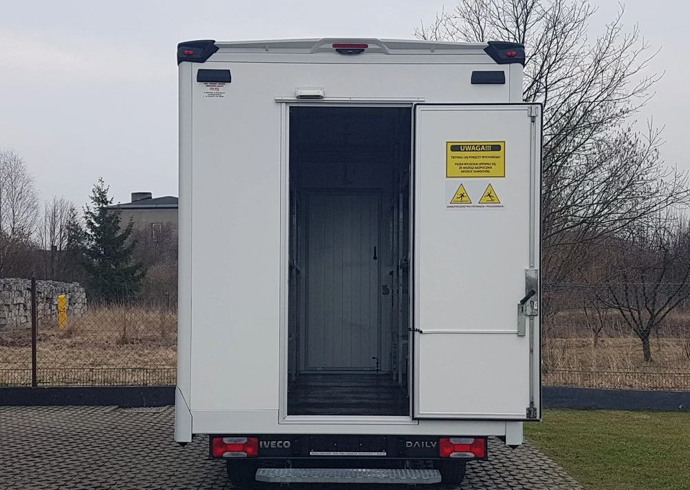 Iveco DAILY KONTENER NISKOPODŁOGOWY 4,43x2,23x2,42 SKLEP BAR FOODTRUCK KAMPER KLIMA - Autocamper: billede 5 Iveco DAILY KONTENER NISKOPODŁOGOWY 4,43x2,23x2,42 SKLEP BAR FOODTRUCK KAMPER KLIMA - Autocamper: billede 5