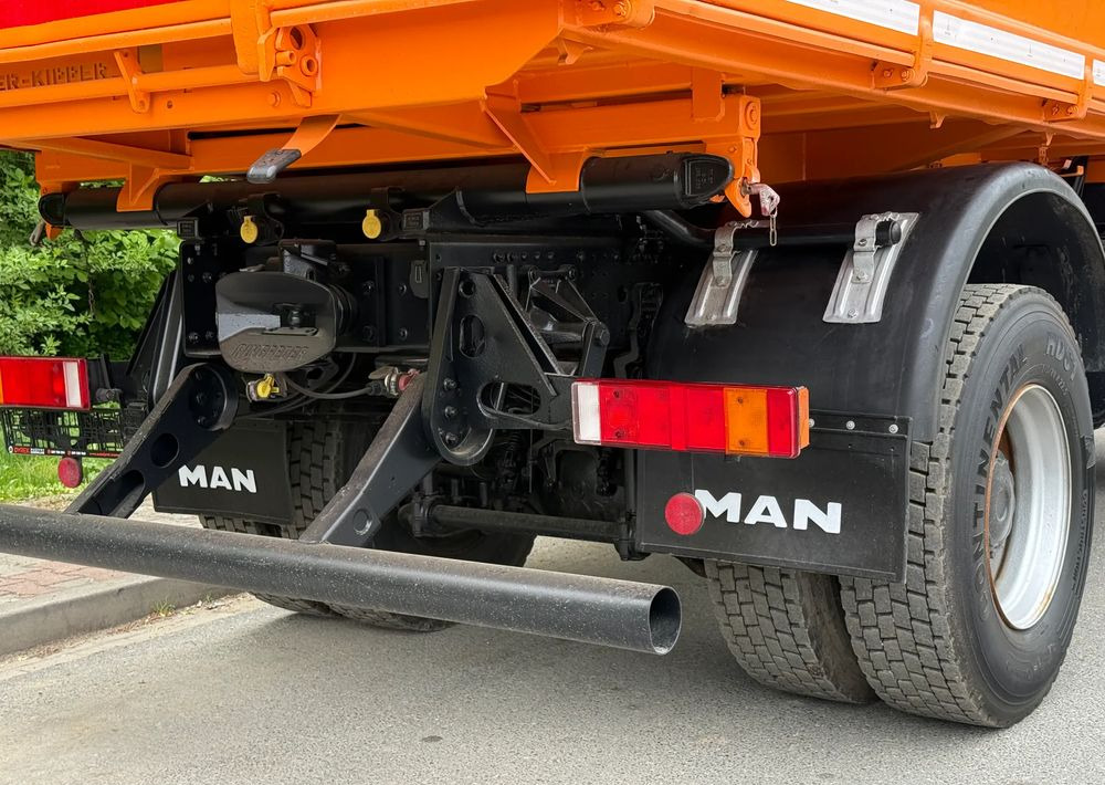 Leje en  MAN * MAN 18 480 * KIPER WYWROTKA * 4x4 * HDS ATLAS 85* STAN BARDZO DOBRY * Sprowadzony MAN * MAN 18 480 * KIPER WYWROTKA * 4x4 * HDS ATLAS 85* STAN BARDZO DOBRY * Sprowadzony: billede 13