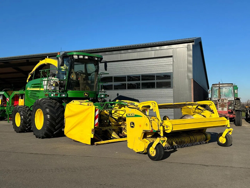 John Deere 7300 - Grønthøster: billede 1 John Deere 7300 - Grønthøster: billede 1