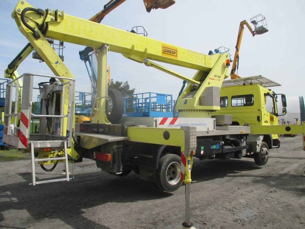 Wumag WT 230 - Lastbil med mandskabslift: billede 3 Wumag WT 230 - Lastbil med mandskabslift: billede 3
