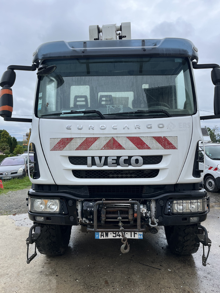 Iveco Eurocargo 150E28 4x4 nacelle Time 16M - Lastbil med mandskabslift: billede 2 Iveco Eurocargo 150E28 4x4 nacelle Time 16M - Lastbil med mandskabslift: billede 2