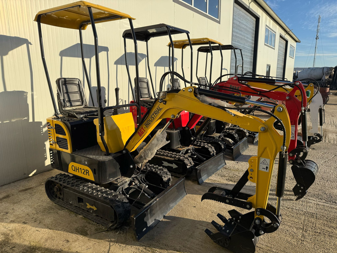 MINIEXCAVATOR JPC H10 - Minigravemaskine: billede 2 MINIEXCAVATOR JPC H10 - Minigravemaskine: billede 2